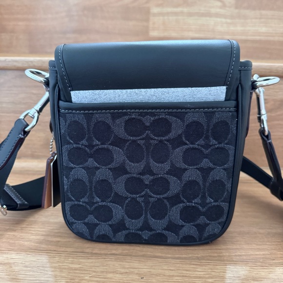 Coach Lucas Crossbody In Signature Denim CO916 - Picture 3 of 9